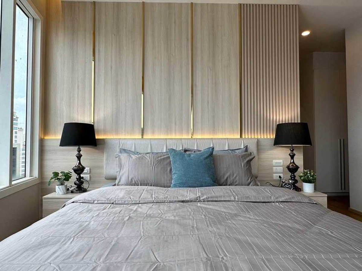 For RentCondoSukhumvit, Asoke, Thonglor : Condo 39 by sansiri, convenient travel, close to BTS, there is a shuttle, beautifully decorated room, fully furnished, ready to move in!!