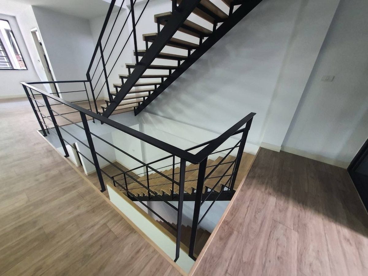 For SaleHome OfficeNawamin, Ramindra : Nirvana @ Work RamintraHome Office 4.5 floors | Loft Style | Sold with tenant Have immediate income of 50,000 per month | 082-4499822