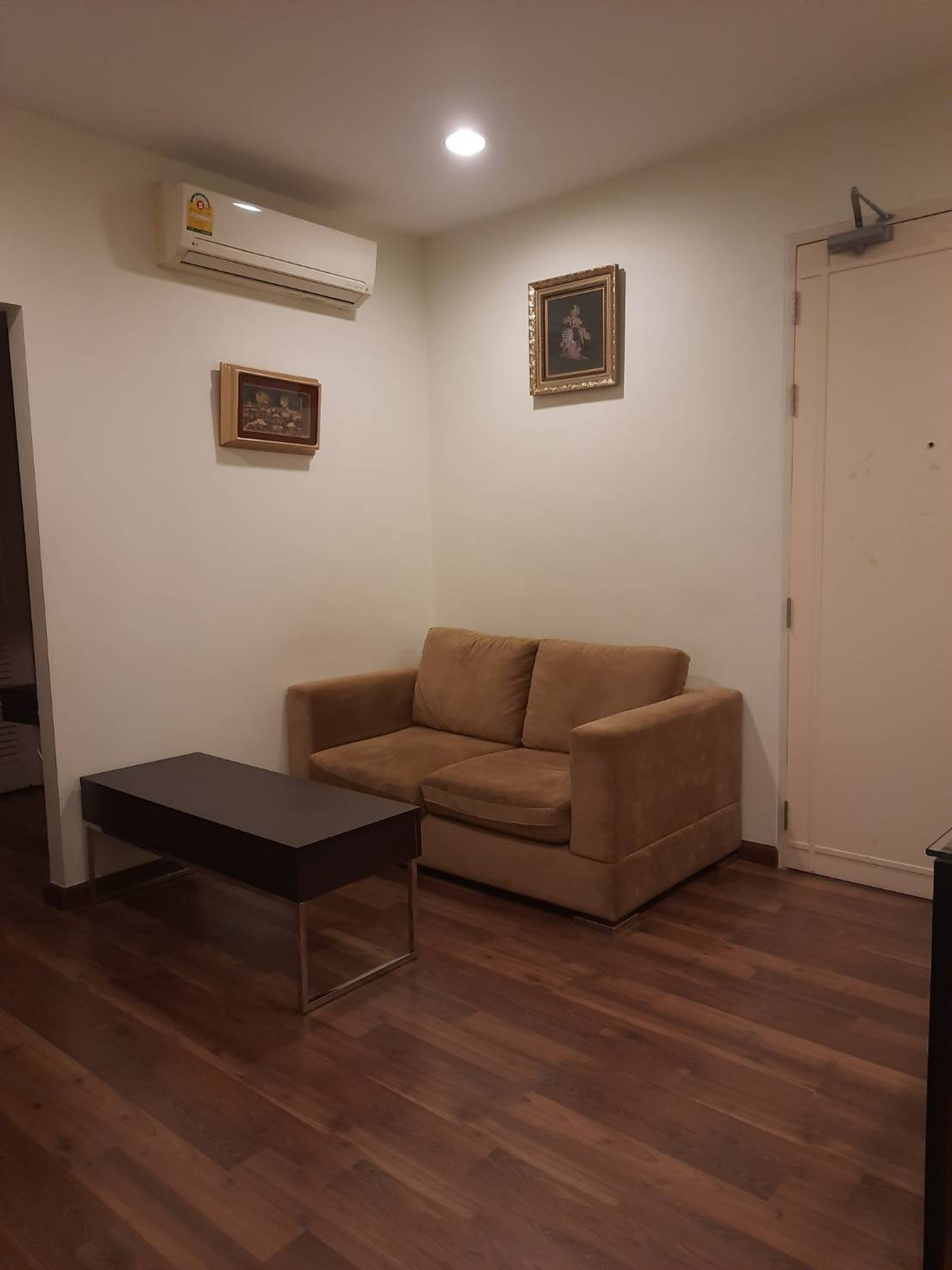 ให้เช่าคอนโดราชเทวี พญาไท : SVR-228 ให้เช่าคอนโดชีวาทัยราชปรารภ ขนาด 46 ตรม. 2 ห้องนอน 1 ห้องน้ำ ชั้น 15 BTSอนุสาวรีย์ชัยสมรภูมิ