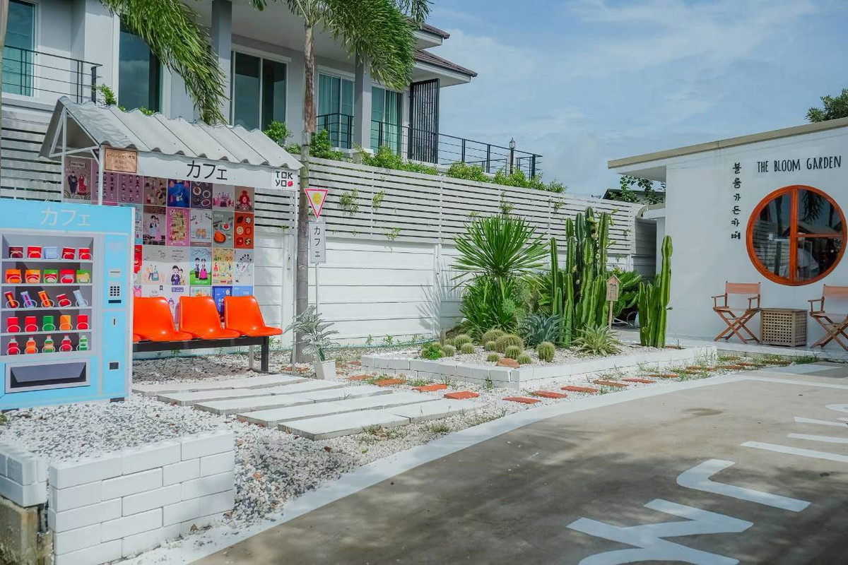 บ้านเอกชัย บางบอน :  ให้เช่า/ขาย บ้านเดี่ยวหรู พร้อมสระว่ายน้ำส่วนตัว ติดทะเลสาบ เอกชัยเลควิลล์ | คุณภาพชีวิตระดับ Private Resort ✨🍷 เหมาะสำหรับสังสรรค์ รับรองแขก หรือพักผ่อนกับครอบครัว