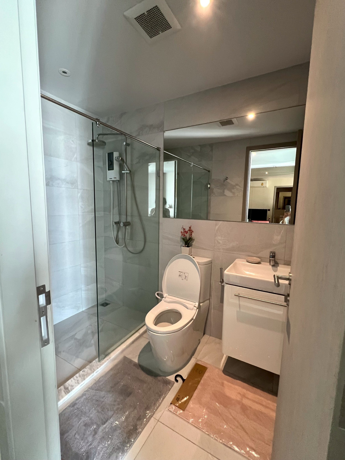 For SaleCondoSukhumvit, Asoke, Thonglor : Condo for sale Rhythm Ekkamai price 7,650,000 baht [MKs260110]