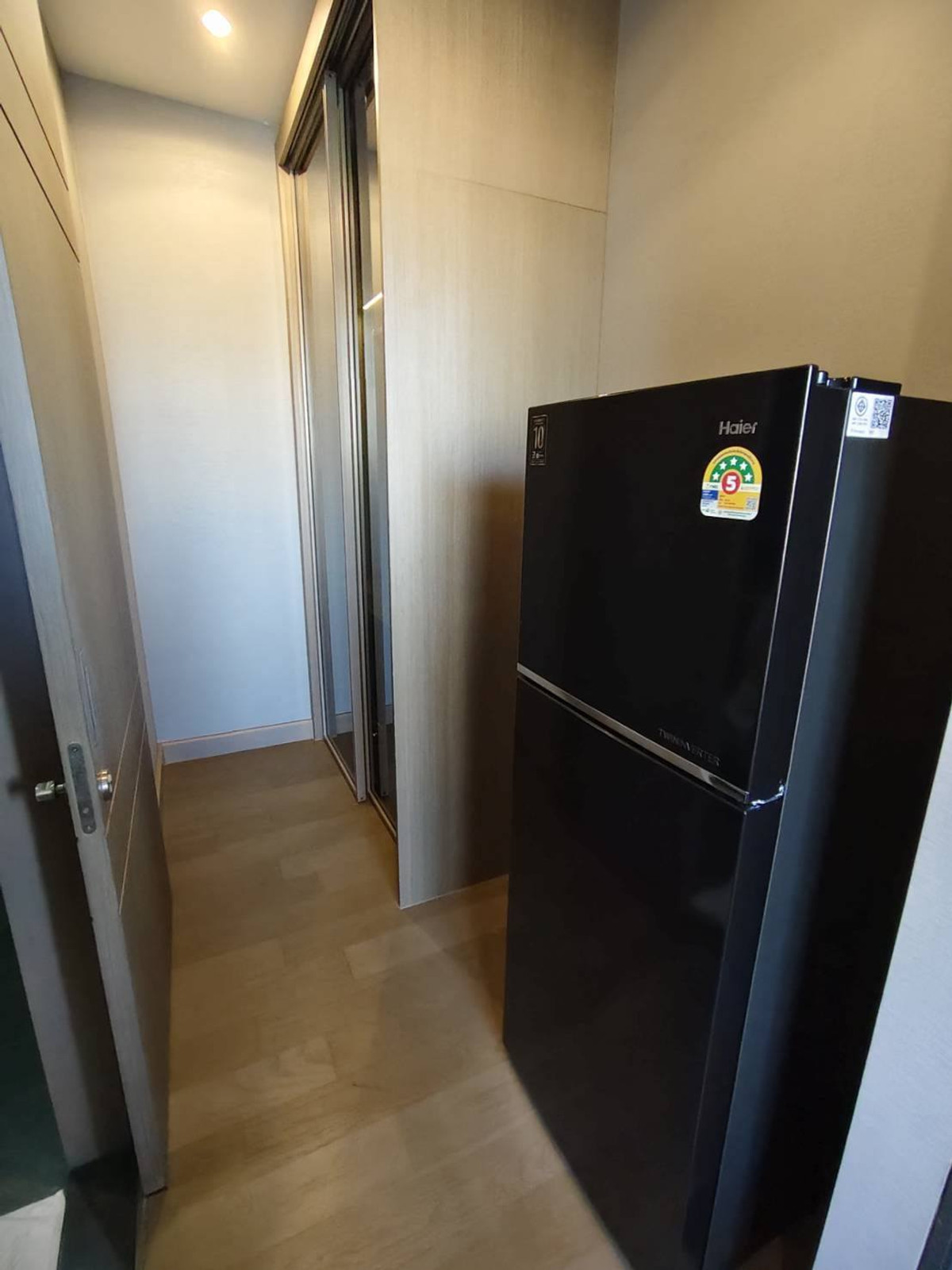 ให้เช่าคอนโดพระราม 9 เพชรบุรีตัดใหม่ RCA : THE ESSE SINGHA COMPLEX 🌸ใกล้ MRT เพชรบุรี เดิน 1 นาที คอนโดอโศก ให้เช่า 