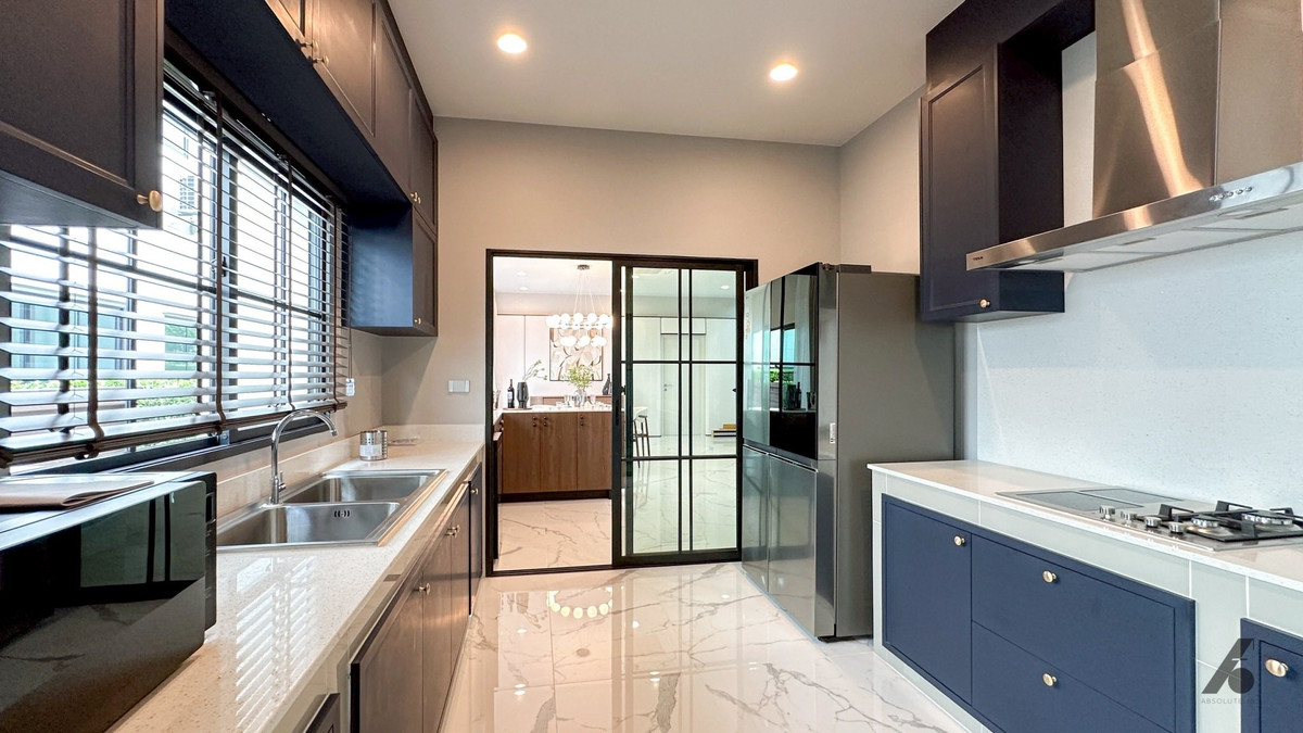 ให้เช่าบ้านลาดกระบัง สุวรรณภูมิ : For Rent | Setthasiri Bangna–Suvarnabhumi (เศรษฐสิริ บางนา สุวรรณภูมิ)  บ้านใหม่ บ้านเดี่ยว 2 ชั้น พร้อมเข้าอยู่ โครงการหรู เป็นส่วนตัว ใกล้สนามบิน และทางด่วนเข้าเมือง