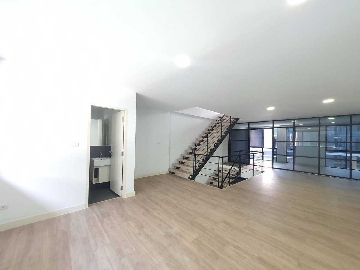 For SaleHome OfficeNawamin, Ramindra : Nirvana @ Work RamintraHome Office 4.5 floors | Loft Style | Sold with tenant Have immediate income of 50,000 per month | 082-4499822