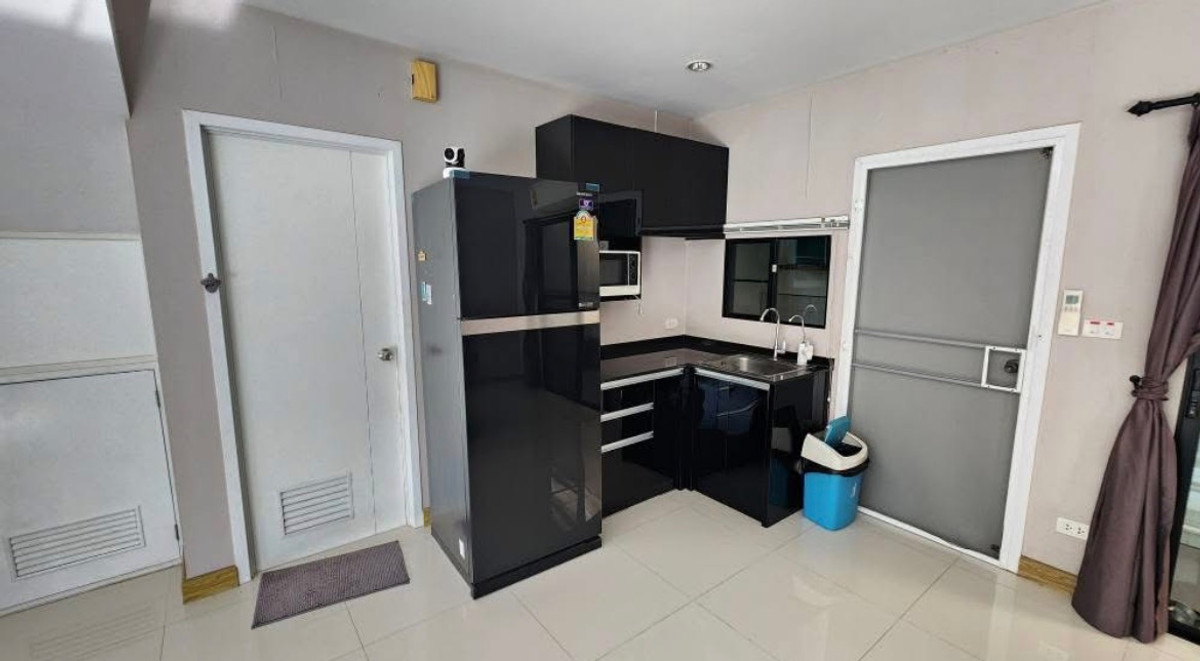 ขายบ้านลาดกระบัง สุวรรณภูมิ : HOT DEAL 🔥 วี ทู อ่อนนุช - พระราม 9 / 3 ห้องนอน (ขาย), We 2 Onnut - Rama 9 / 3 Bedrooms (FOR SALE) POON126