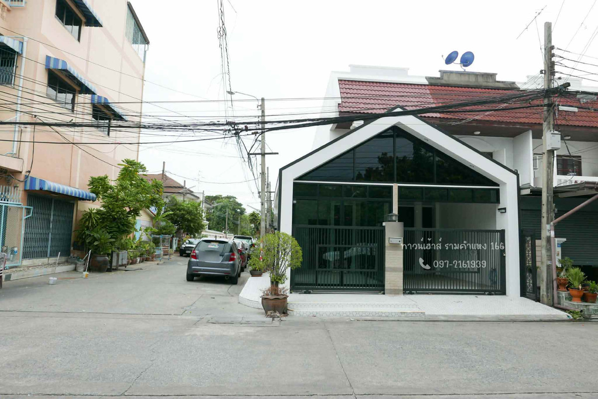 For RentTownhomeMin Buri, Romklao : 2-story townhouse for rent, corner unit, Ramkhamhaeng 166, ready to move in 📞/LINE 097-2161939