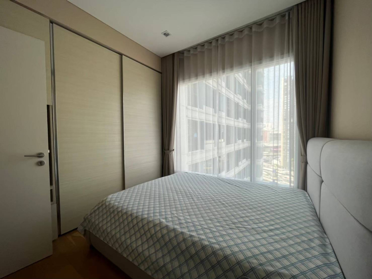 For RentCondoLadprao, Central Ladprao : !! Beautiful room for rent, Condo The Saint Residences, near MRT Phahon Yothin.