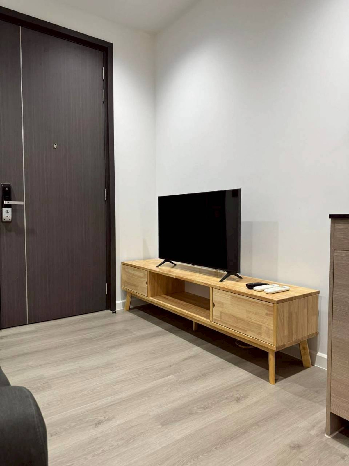 ให้เช่าคอนโดพระราม 9 เพชรบุรีตัดใหม่ RCA : ✅ LAS132 ✅ Line : @p2nproperty