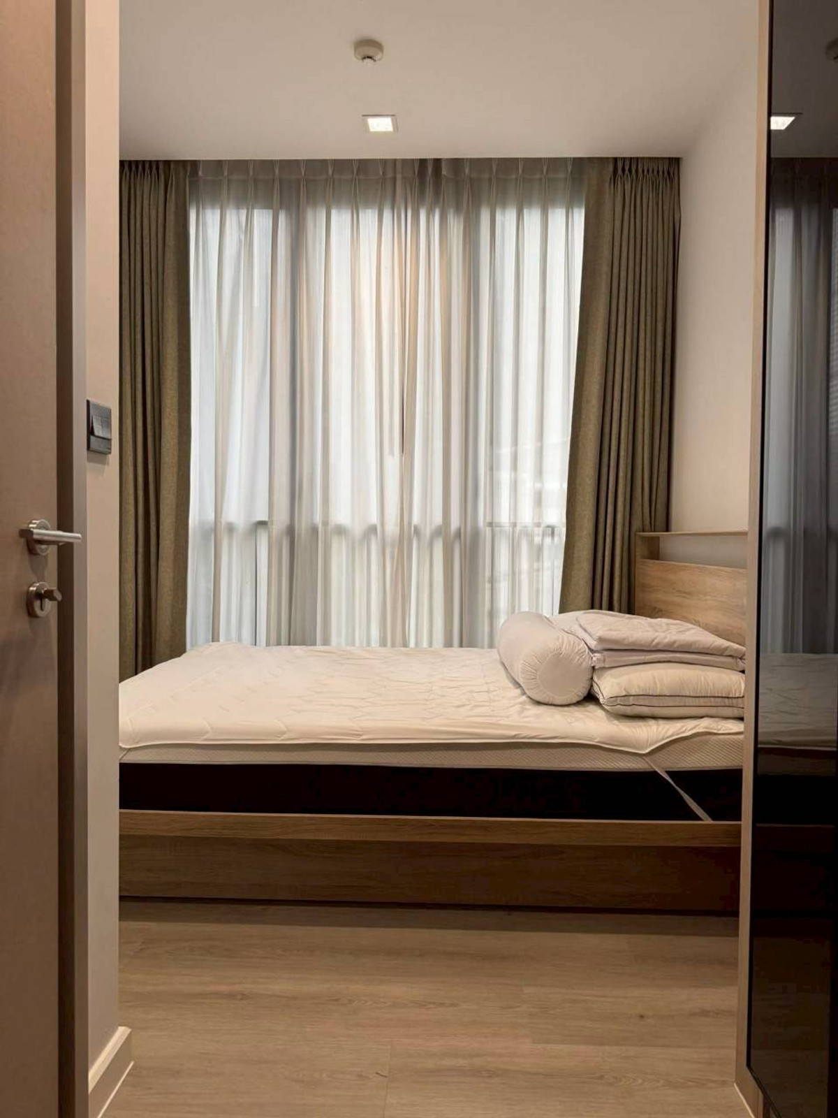 ให้เช่าคอนโดพระราม 9 เพชรบุรีตัดใหม่ RCA : ✅ LAS132 ✅ Line : @p2nproperty