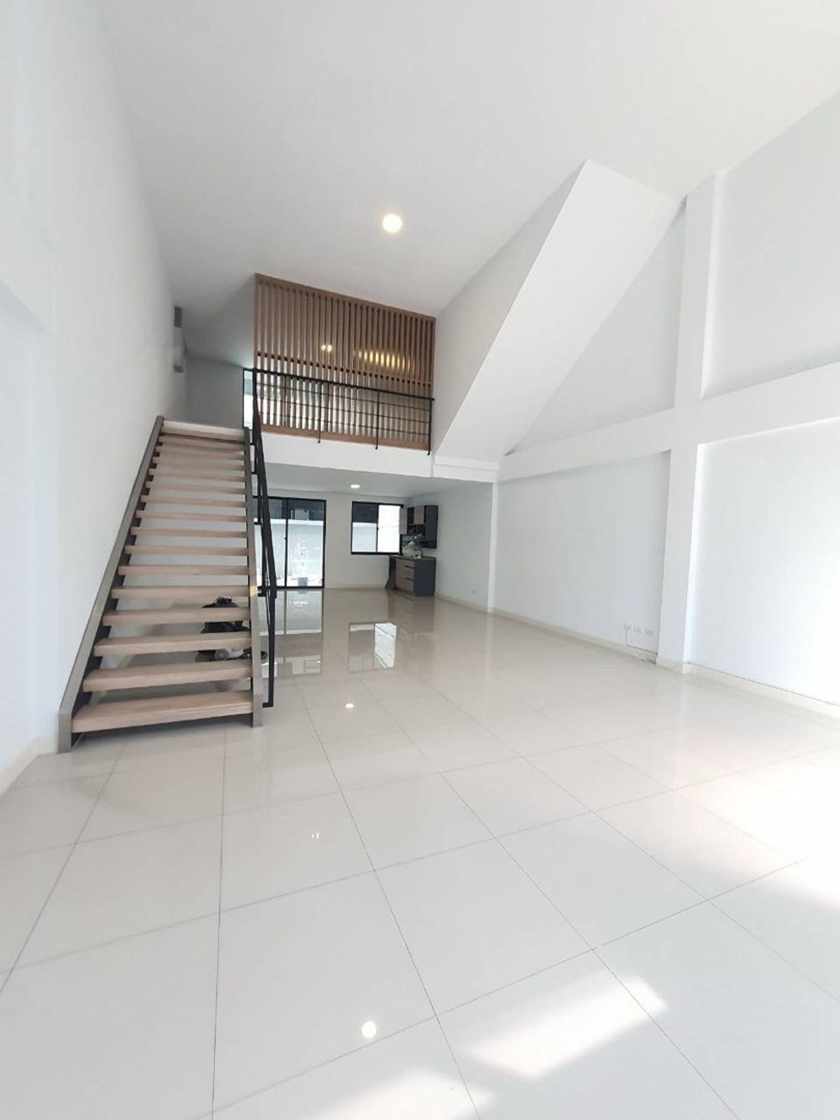 For SaleHome OfficeNawamin, Ramindra : Nirvana @ Work RamintraHome Office 4.5 floors | Loft Style | Sold with tenant Have immediate income of 50,000 per month | 082-4499822