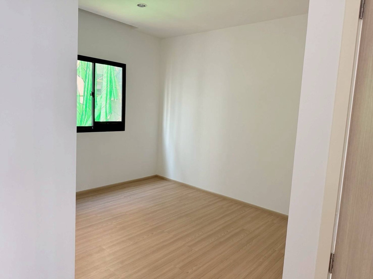 ขายทาวน์โฮมเลียบทางด่วนรามอินทรา : 🏛️🏛️ขายบ้าน Nirvana Define Ekkamai-Ramintra ขนาด 203 Sq.m 3 bed 4 bath พิเศษเพียง 9.9 ล้านเท่านั้น !! ติดต่อ 086-795-9997 (จิมมี่)