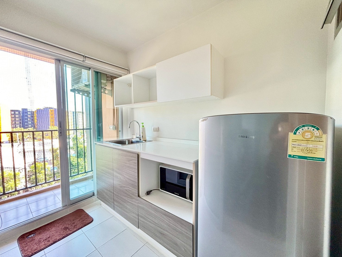 For RentCondoPathum Thani,Rangsit, Thammasat : D Condo Campus Resort Phase 1, available rooms, ready to move in.