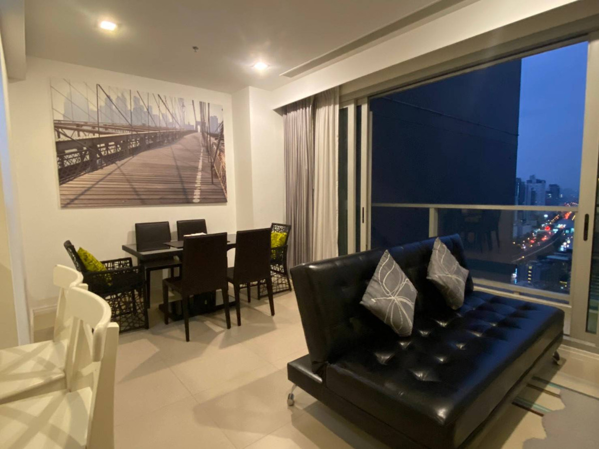 For RentCondoWongwianyai, Charoennakor : 1 bedroom for rent at Sathorn Garden Available now.