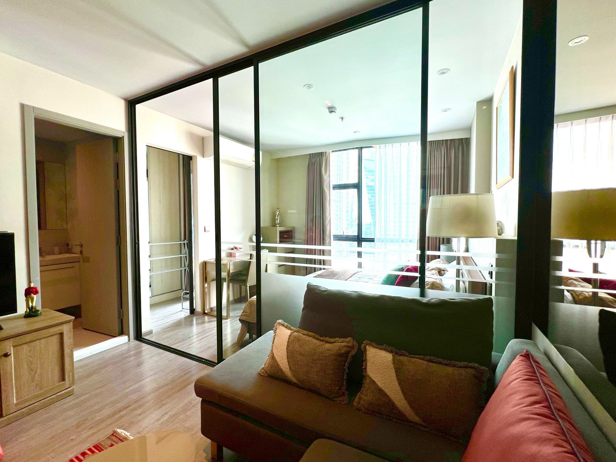 For SaleCondoSukhumvit, Asoke, Thonglor : Condo for sale Rhythm Ekkamai price 7,650,000 baht [MKs260110]