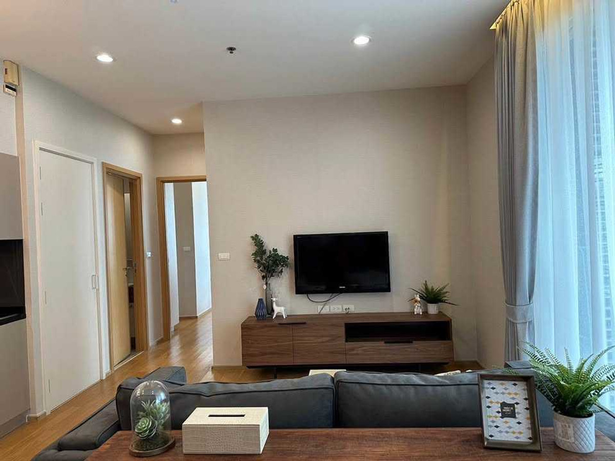 For RentCondoSukhumvit, Asoke, Thonglor : Condo 39 by sansiri, convenient travel, close to BTS, there is a shuttle, beautifully decorated room, fully furnished, ready to move in!!