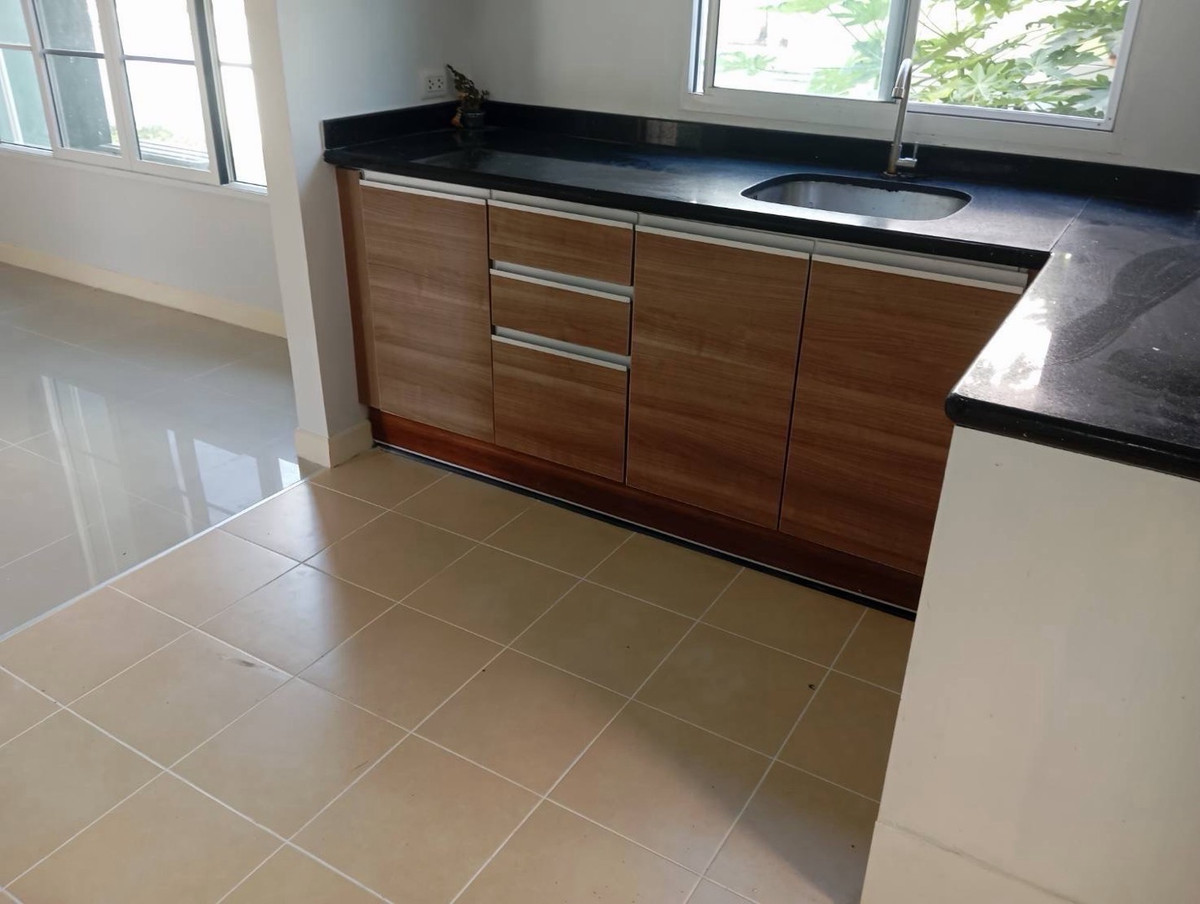 ให้เช่าบ้านมีนบุรี-ร่มเกล้า : ให้เช่า หมู่บ้านภัสสร 13  ซอยสุวินทวงศ์ 86 