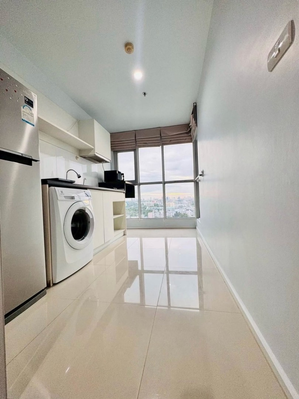 For RentCondoOnnut, Udomsuk : For rent Aspire Sukhumvit 48 (Aspire Sukhumvit 48) 
 🛏️ 1 bedroom 🛁 1 bathroom 🛋️ 1 living room, size 38 sq m. Building N, 15th floor 🌅 City view ✨ Price 17,500 baht ✨