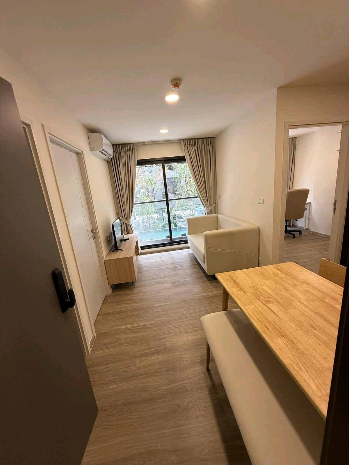 ให้เช่าคอนโดอ่อนนุช อุดมสุข : ให้เช่าคอนโด BEAT Sukhumvit 93.                2 ห้องนอน 1ห้องน้ำ
สถานที่ใกล้เคียง 
BTS บางจาก
ถนนสุขุมวิท
True Digital Park