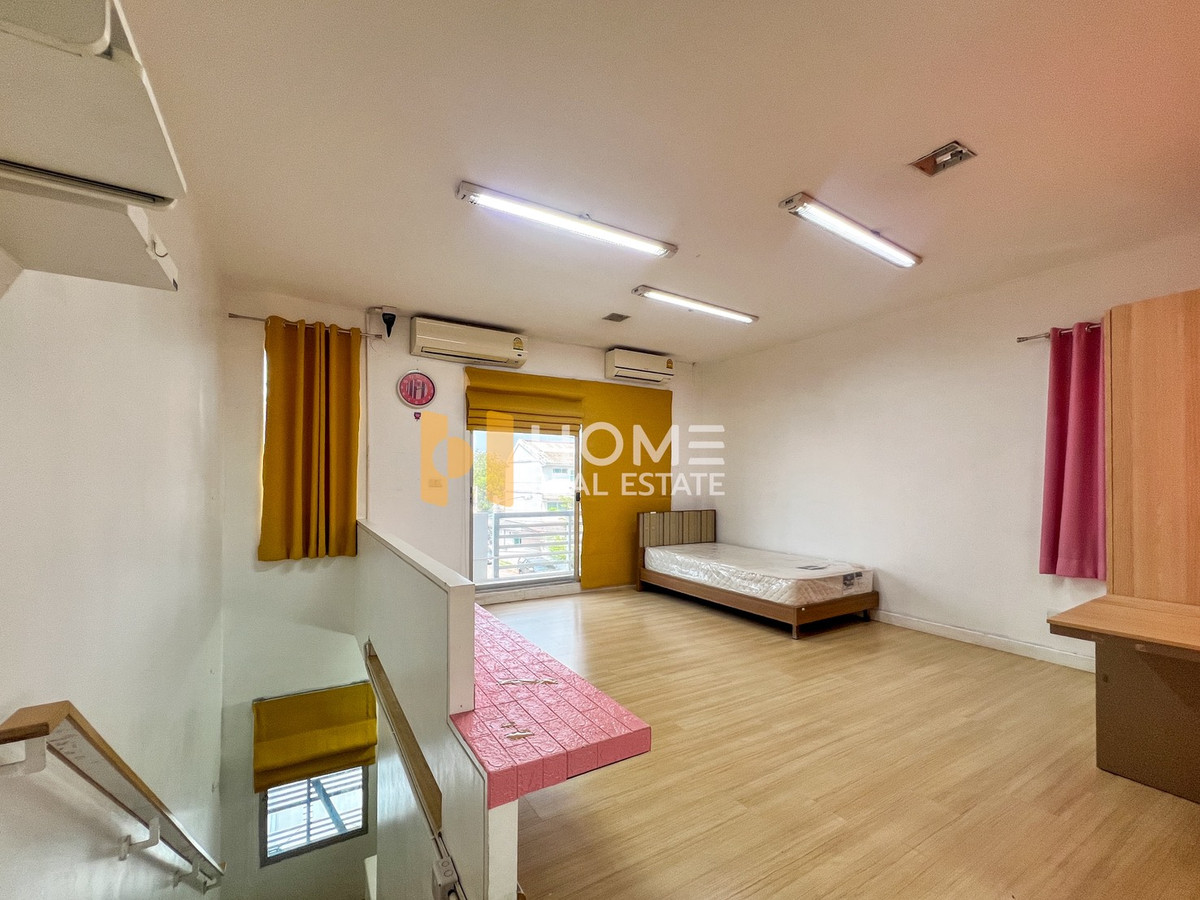 For SaleTownhomePattanakan, Srinakarin : New Baan Rama 9 - Srinakarin / 3 Bedrooms (FOR SALE) BZD120