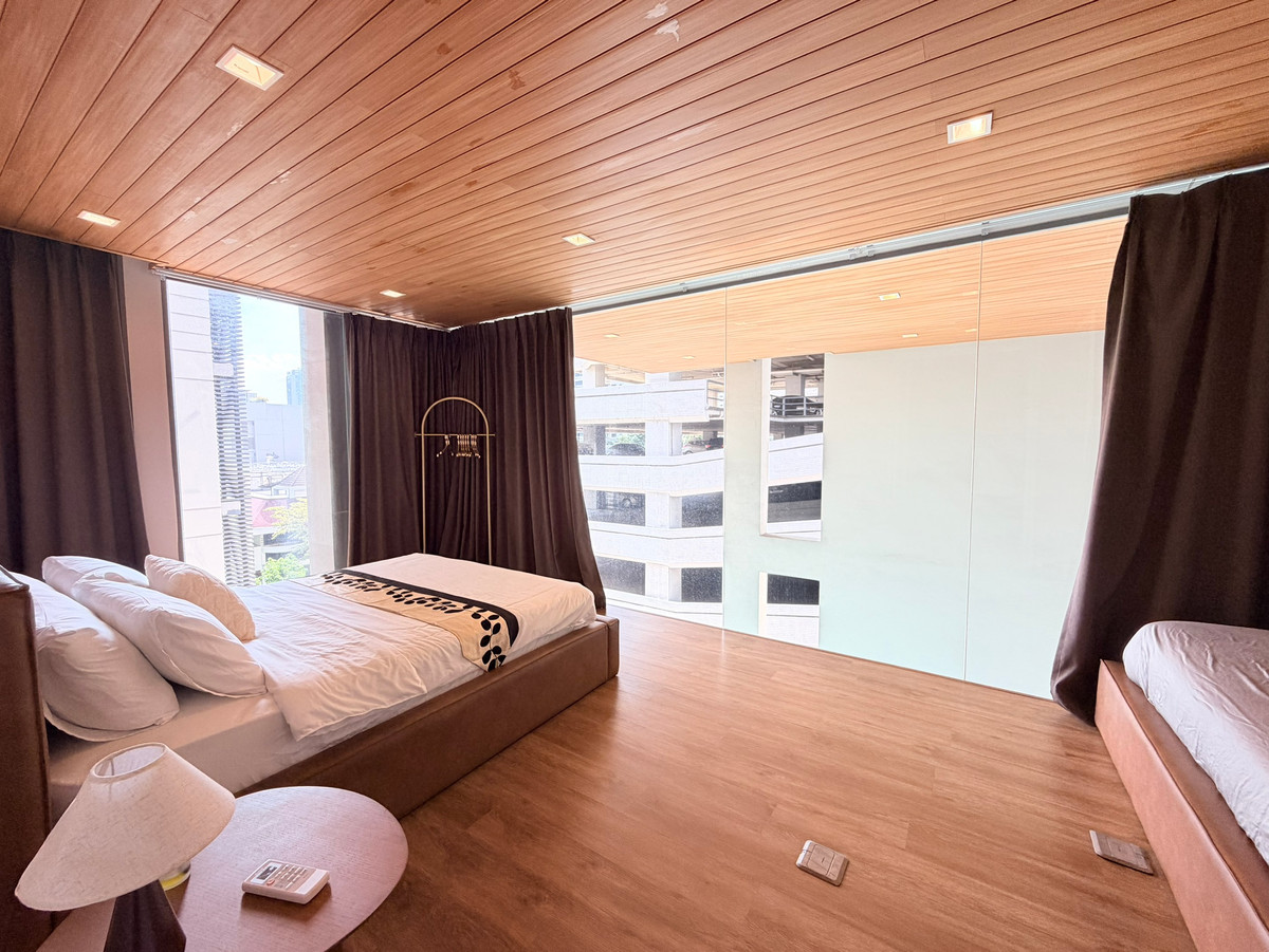 For RentHouseSukhumvit, Asoke, Thonglor : ✨ RARE ITEM Luxury house, prime location | Super Luxury level functions