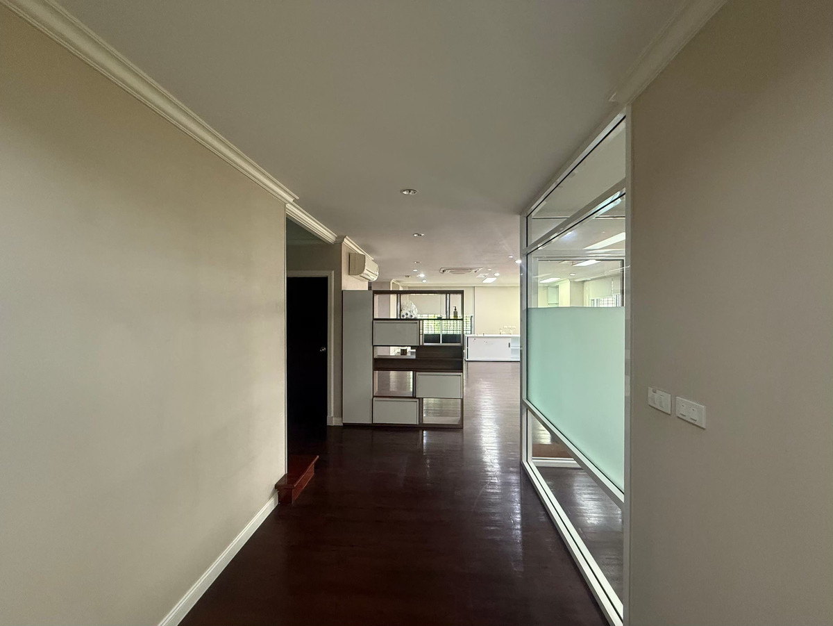 ขายคอนโดพระราม 9 เพชรบุรีตัดใหม่ RCA : ขายห้องคอนโด Condo Duplex 311 Sq.m. ขายคอนโด เลทีเซีย พระราม 9 Sale Condo Leticia Rama 9 