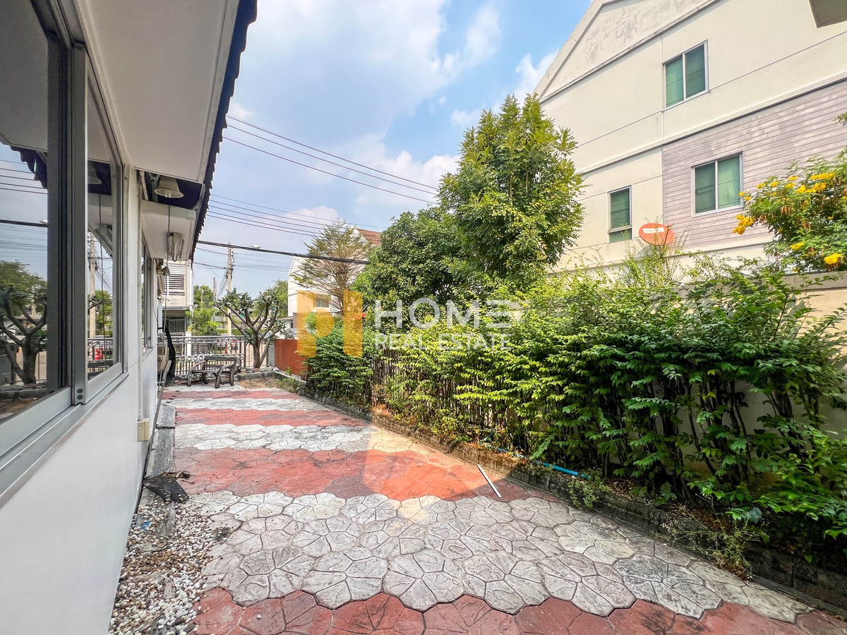 For SaleTownhomePattanakan, Srinakarin : New Baan Rama 9 - Srinakarin / 3 Bedrooms (FOR SALE) BZD120