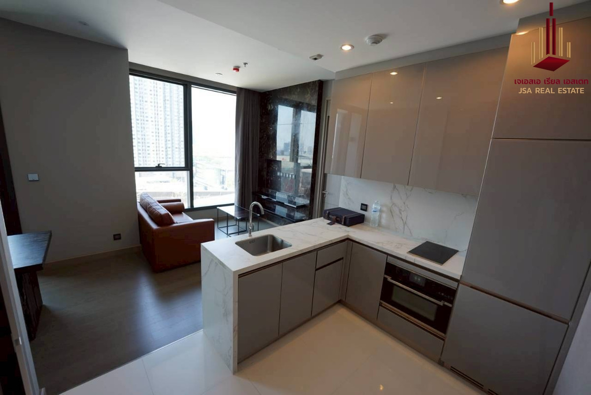 ให้เช่าคอนโดพระราม 9 เพชรบุรีตัดใหม่ RCA : ✨ For Rent: The Esse at Singha Complex  Condo ✨  💰 Only 40,000 THB/month