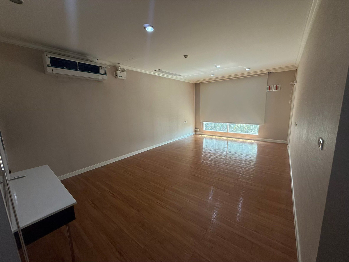 ขายคอนโดพระราม 9 เพชรบุรีตัดใหม่ RCA : ขายห้องคอนโด Condo Duplex 311 Sq.m. ขายคอนโด เลทีเซีย พระราม 9 Sale Condo Leticia Rama 9 