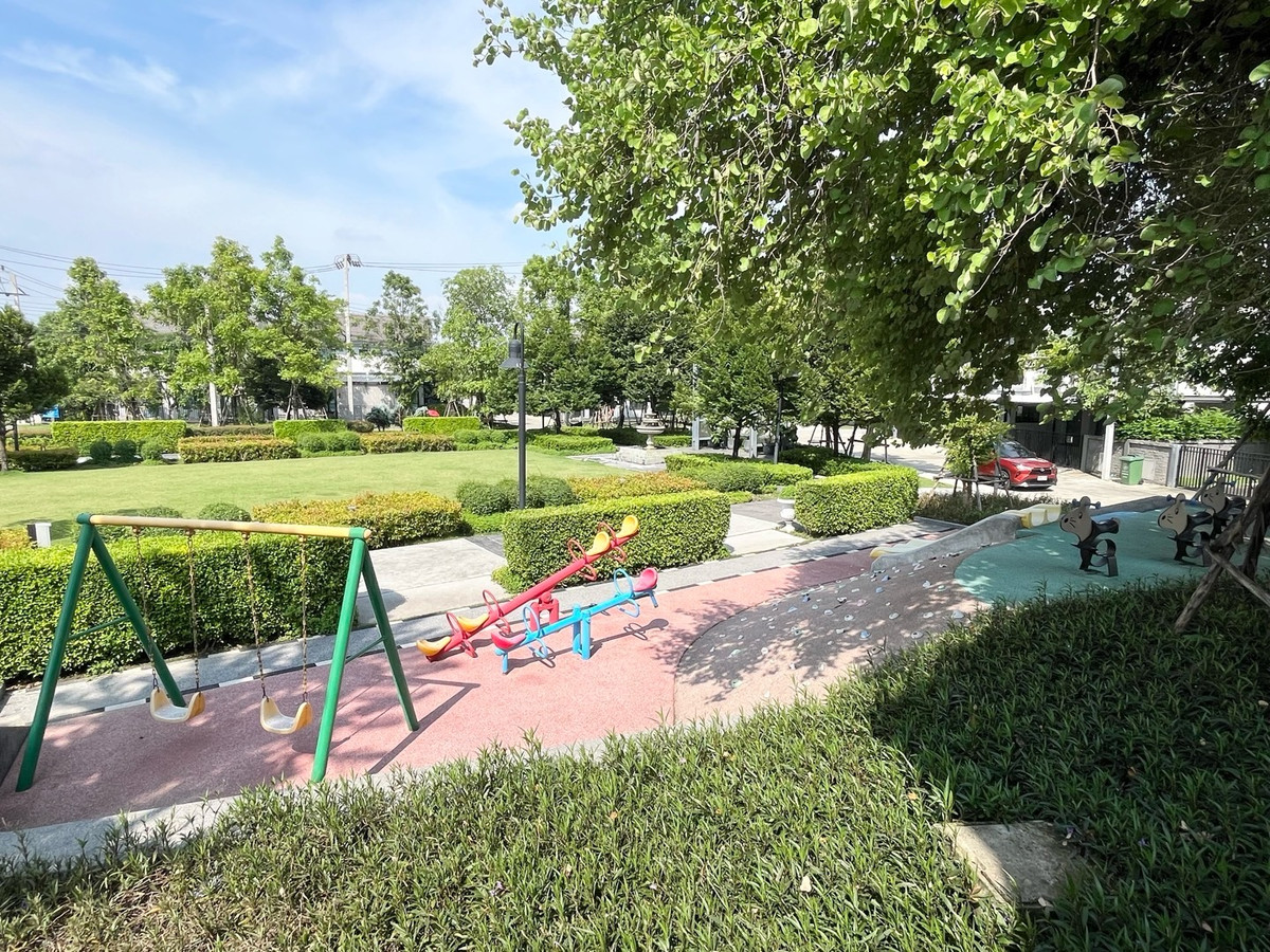 For SaleTownhomeBangna, Bearing, Lasalle : 2-story townhome for sale