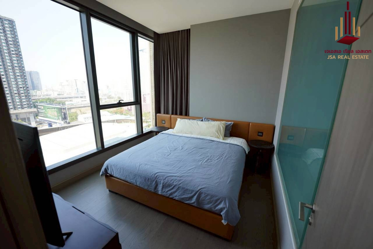 ให้เช่าคอนโดพระราม 9 เพชรบุรีตัดใหม่ RCA : ✨ For Rent: The Esse at Singha Complex  Condo ✨  💰 Only 40,000 THB/month