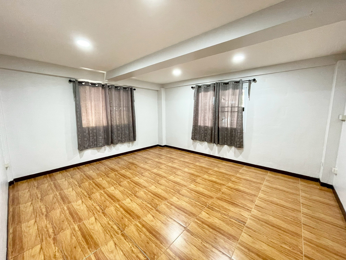 For SaleHouseSriracha Laem Chabang Ban Bueng : Baan NueaLikhit / 3 Bedrooms (FOR SALE) YEAN085