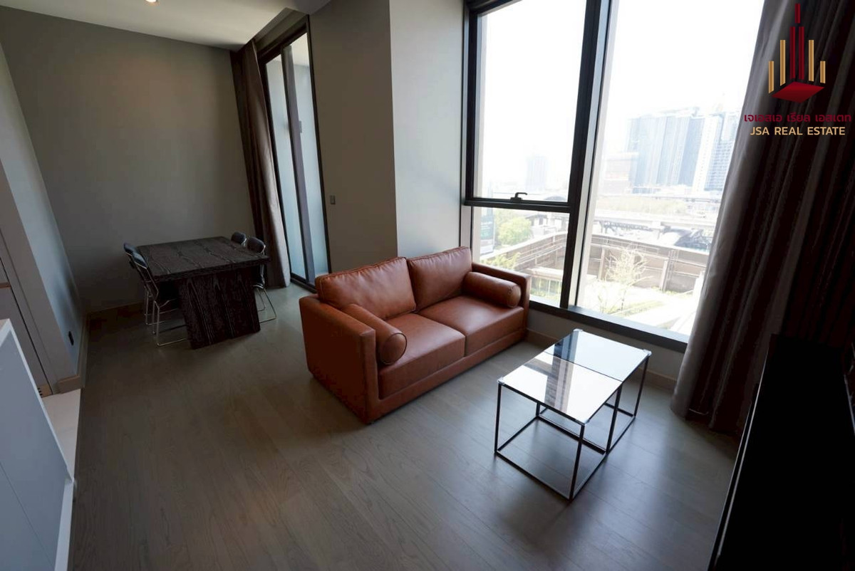 ให้เช่าคอนโดพระราม 9 เพชรบุรีตัดใหม่ RCA : ✨ For Rent: The Esse at Singha Complex  Condo ✨  💰 Only 40,000 THB/month