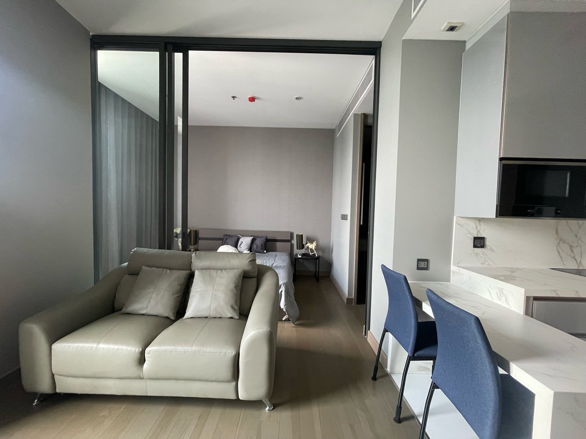 ให้เช่าคอนโดพระราม 9 เพชรบุรีตัดใหม่ RCA : FOR RENT - 1 BEDROOM 35 SQ.M-  READY TO MOVE IN - CALL NOW 094-641-5974