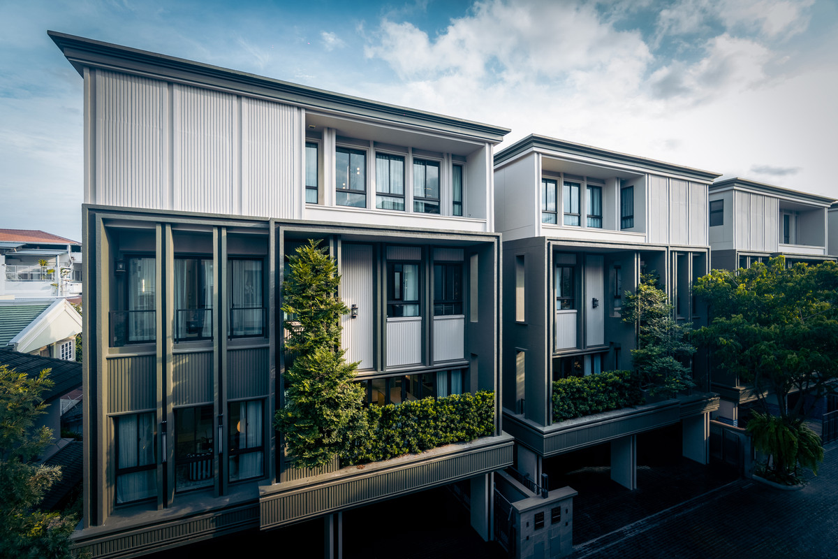 For SaleHouseSukhumvit, Asoke, Thonglor : Lavista Prestige Village Ekkamai 10 Fully Furnished Detached House in Prime Ekkamai Location Please call: 082-894-4624