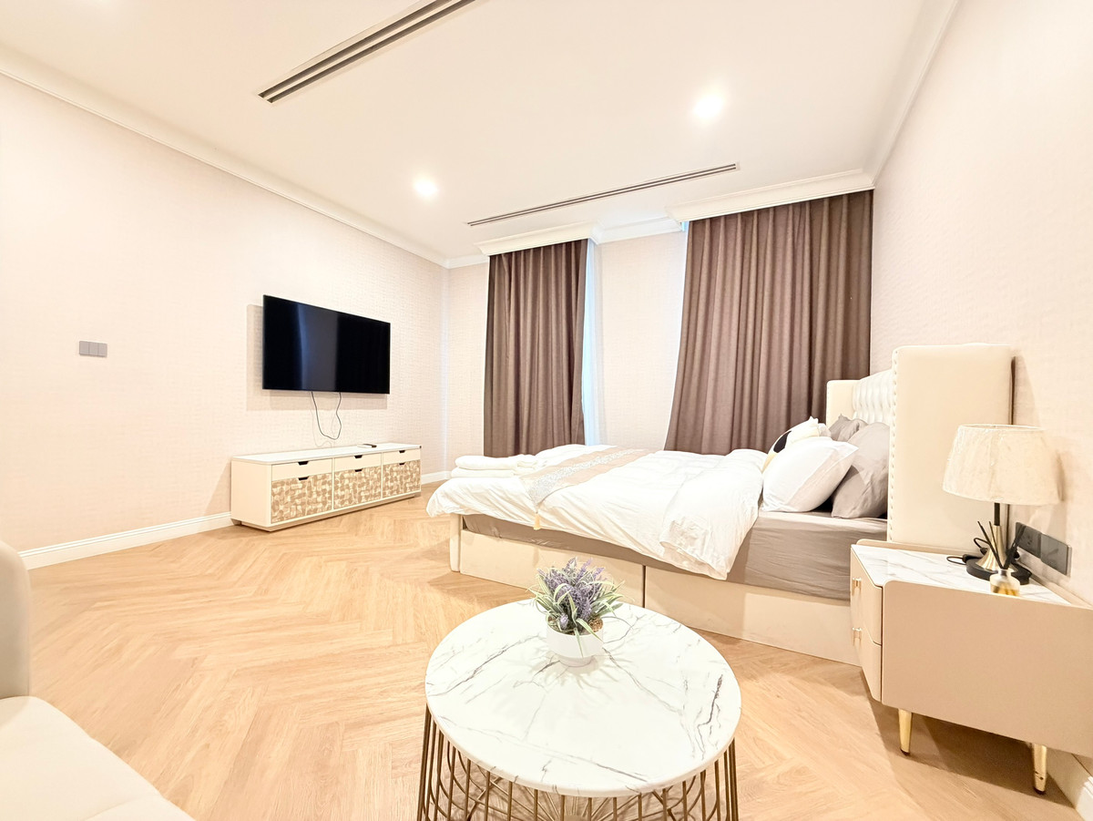 For RentHouseSukhumvit, Asoke, Thonglor : ✨ RARE ITEM Luxury house, prime location | Super Luxury level functions