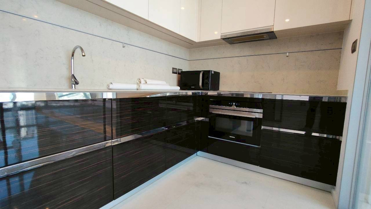 For RentCondoSathorn, Narathiwat : ✨🏙️ Ultra Luxury Condo for rent, The Bangkok Sathorn - next to BTS Surasak | Private Lift, high-end condo in Prime location 🚆 next to BTS Surasak + expressway, only 100 meters, convenient living in the heart of Sathorn, suitable for both residences and hi