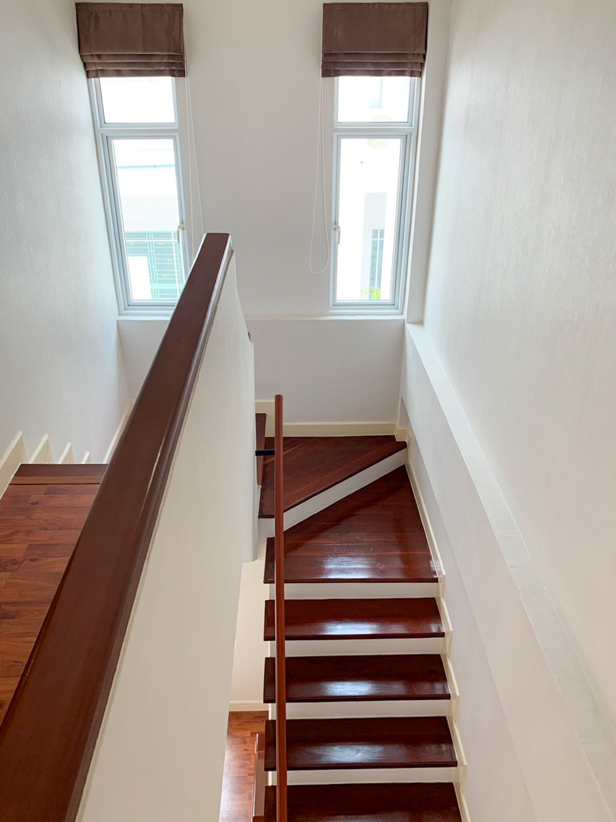 For SaleTownhomePinklao, Charansanitwong : Chuanchuen Charan 3 / 3 Bedrooms (For Sale), Chuanchuen Charan 3 / 3 Bedrooms (FOR SALE) BALL242