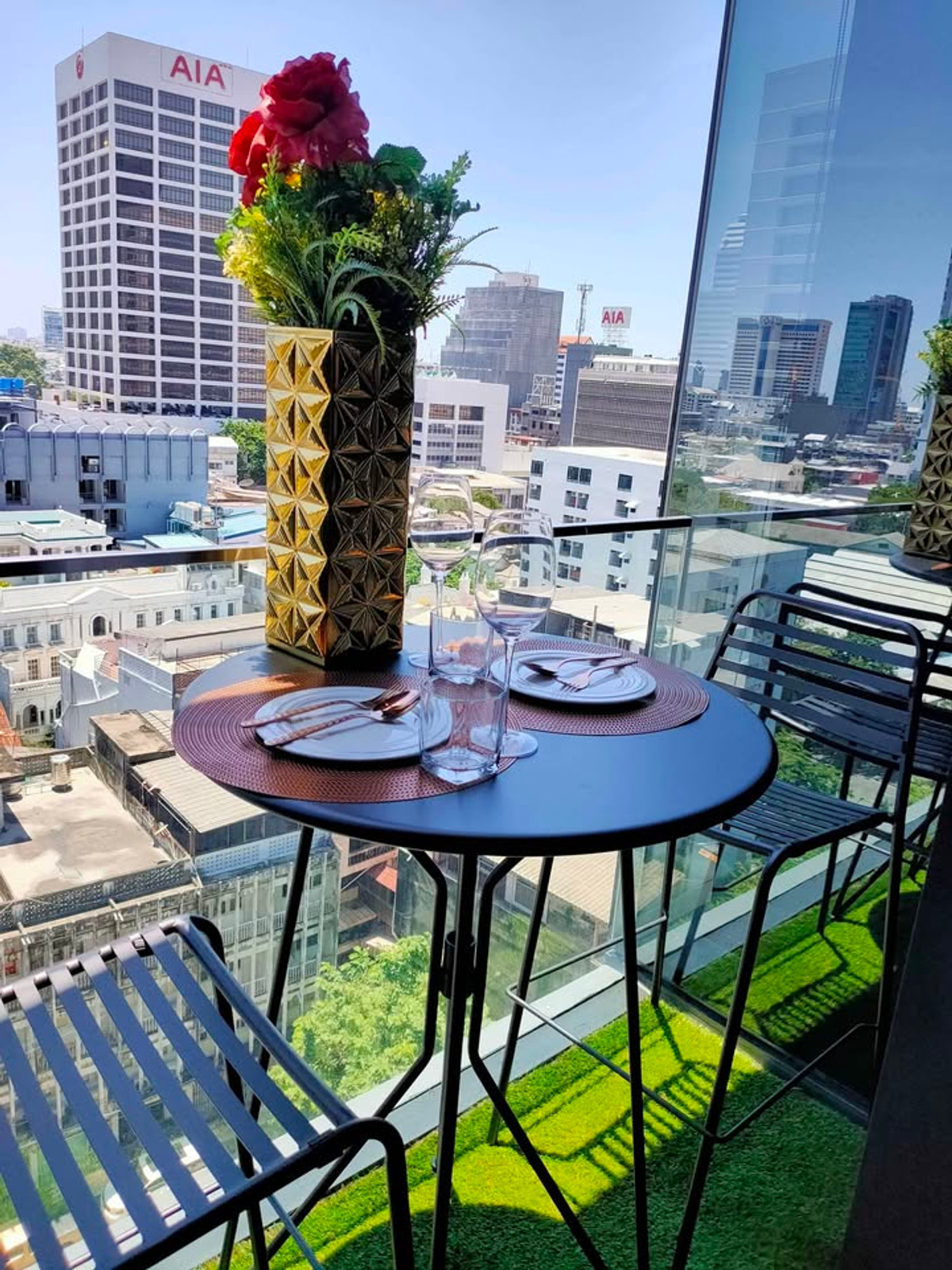 ขายคอนโดสีลม ศาลาแดง บางรัก : 🏢 คอนโดใจกลางสีลม 1 นอน แต่งครบพร้อมอยู่ Ashton Silom ใช้ชีวิตอยู่ใจกลางย่านธุรกิจสำคัญของกรุงเทพฯ เพียง 6.7 Mb.  📞: 065-626-5636 (คุณกี้)