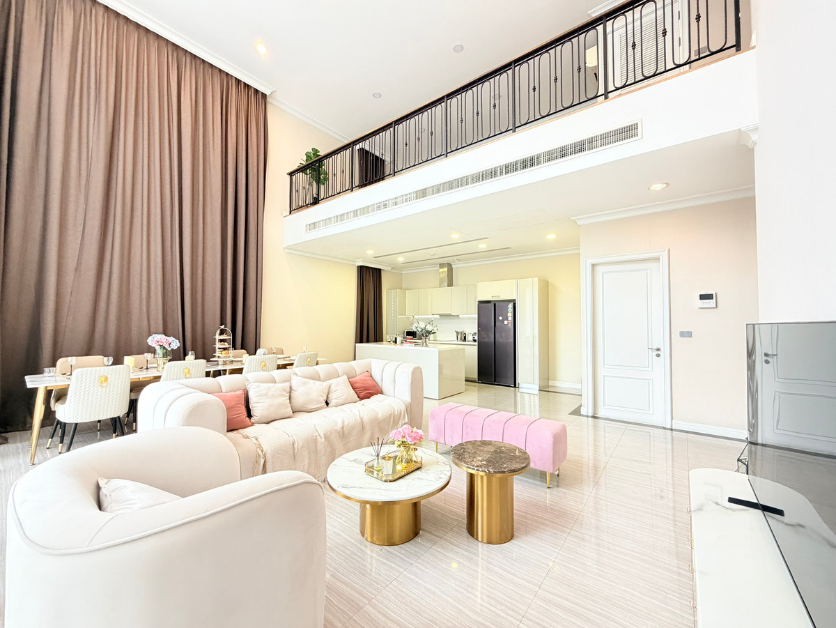 ให้เช่าบ้านสุขุมวิท อโศก ทองหล่อ : ✨ RARE ITEM บ้านหรู ทำเลทอง  : 5 ห้องนอน มีสระว่ายน้ำในตัว : ฟังก์ชั่นระดับ Super Luxury