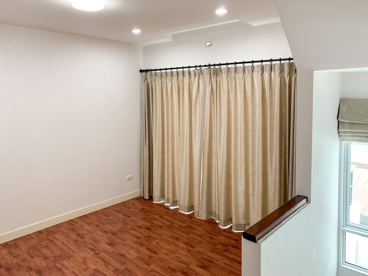 For SaleTownhomePinklao, Charansanitwong : Chuanchuen Charan 3 / 3 Bedrooms (For Sale), Chuanchuen Charan 3 / 3 Bedrooms (FOR SALE) BALL242