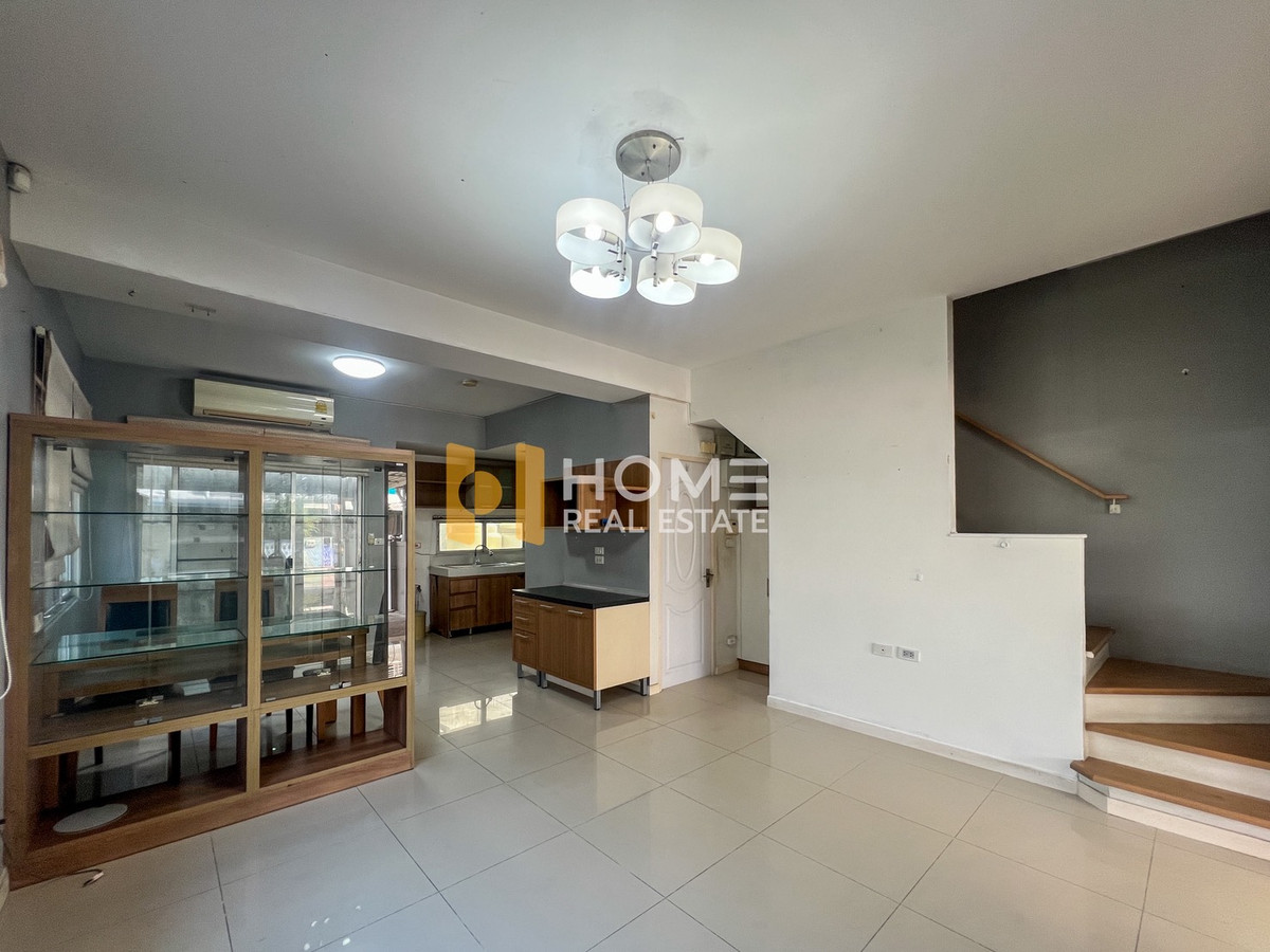 For RentTownhomePattanakan, Srinakarin : Baan Mai Rama 9 - Srinakarin / 3 Bedrooms (FOR RENT) BZD120