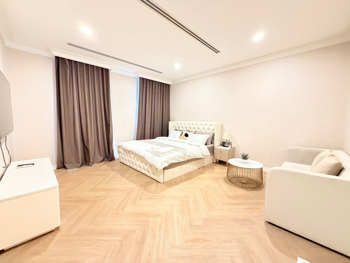 For RentHouseSukhumvit, Asoke, Thonglor : ✨ RARE ITEM Luxury house, prime location | Super Luxury level functions