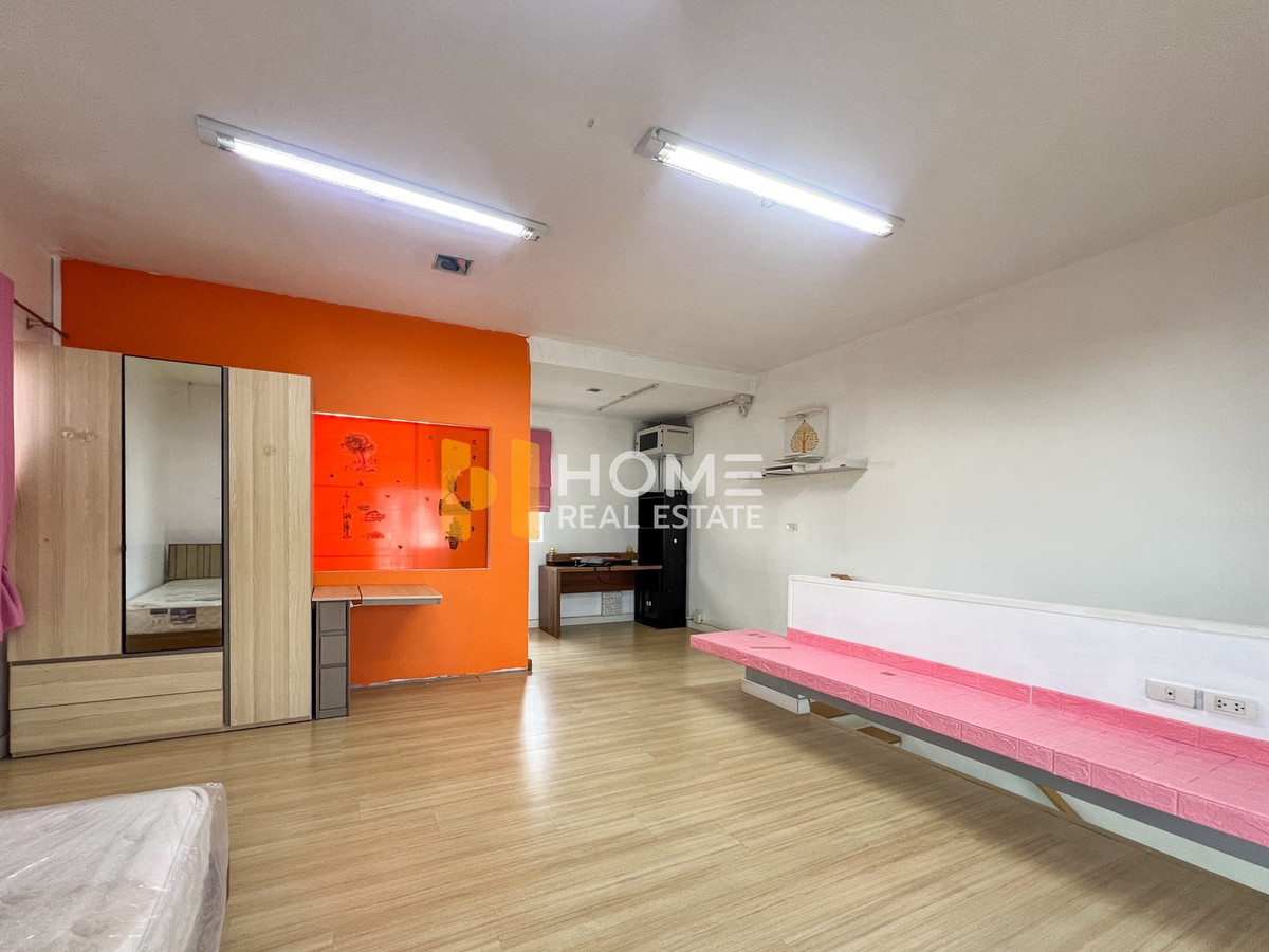 For SaleTownhomePattanakan, Srinakarin : New Baan Rama 9 - Srinakarin / 3 Bedrooms (FOR SALE) BZD120
