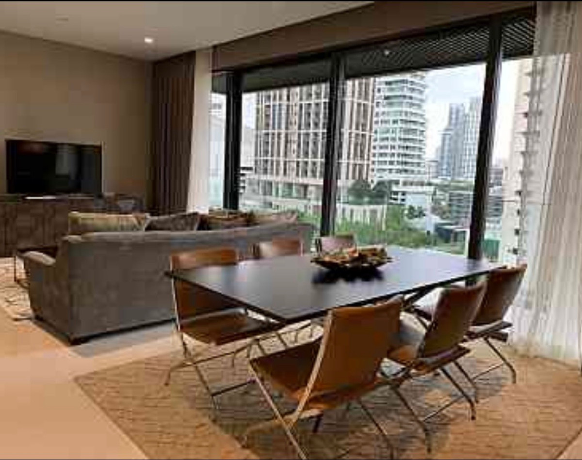 For RentCondoSukhumvit, Asoke, Thonglor : VITTORIO Sukhumvit 39: 2bed 2.5bath 141.67sqm 150,000/mth Corner North/East Am: 0656199198
