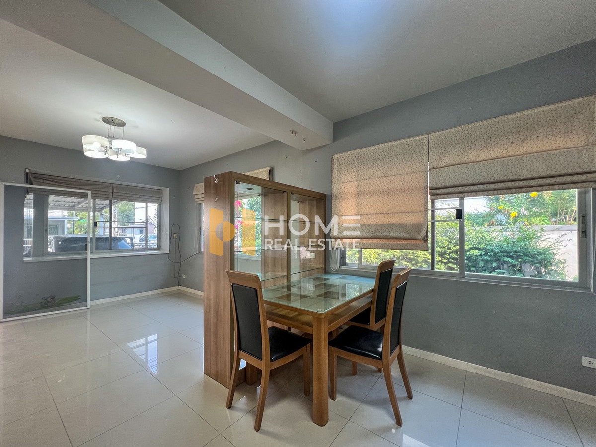 For RentTownhomePattanakan, Srinakarin : Baan Mai Rama 9 - Srinakarin / 3 Bedrooms (FOR RENT) BZD120