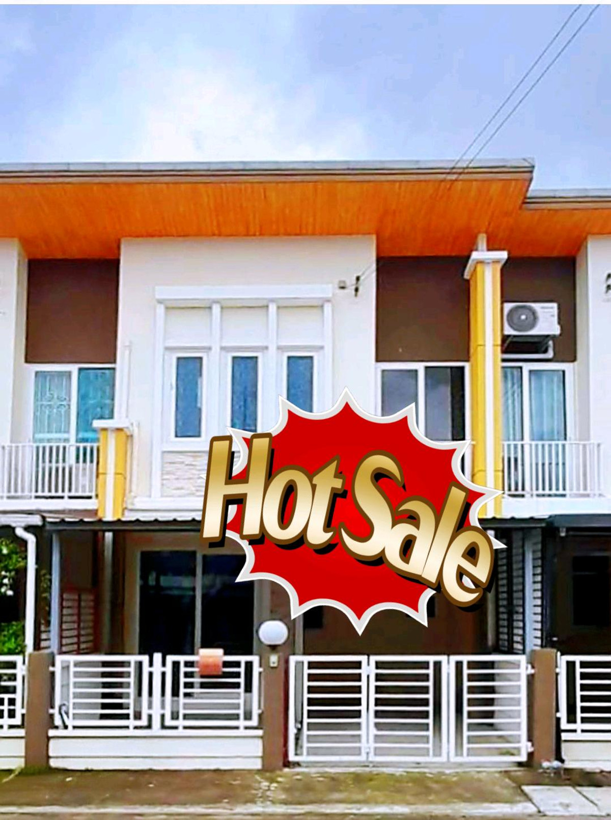 ให้เช่าทาวน์โฮมลาดกระบัง สุวรรณภูมิ : 🚩⭐🍀ลดราคาค่าเช่า💥
ให้เช่าทาวน์โฮม 2 ชั้น หมู่บ้านโกลเด้น ทาวน์ 2 อ่อนนุช-ลาดกระบัง บ้านสวย ต่อเติมเพิ่มพื้นที่ใช้สอยมากกว่าเดิม✅