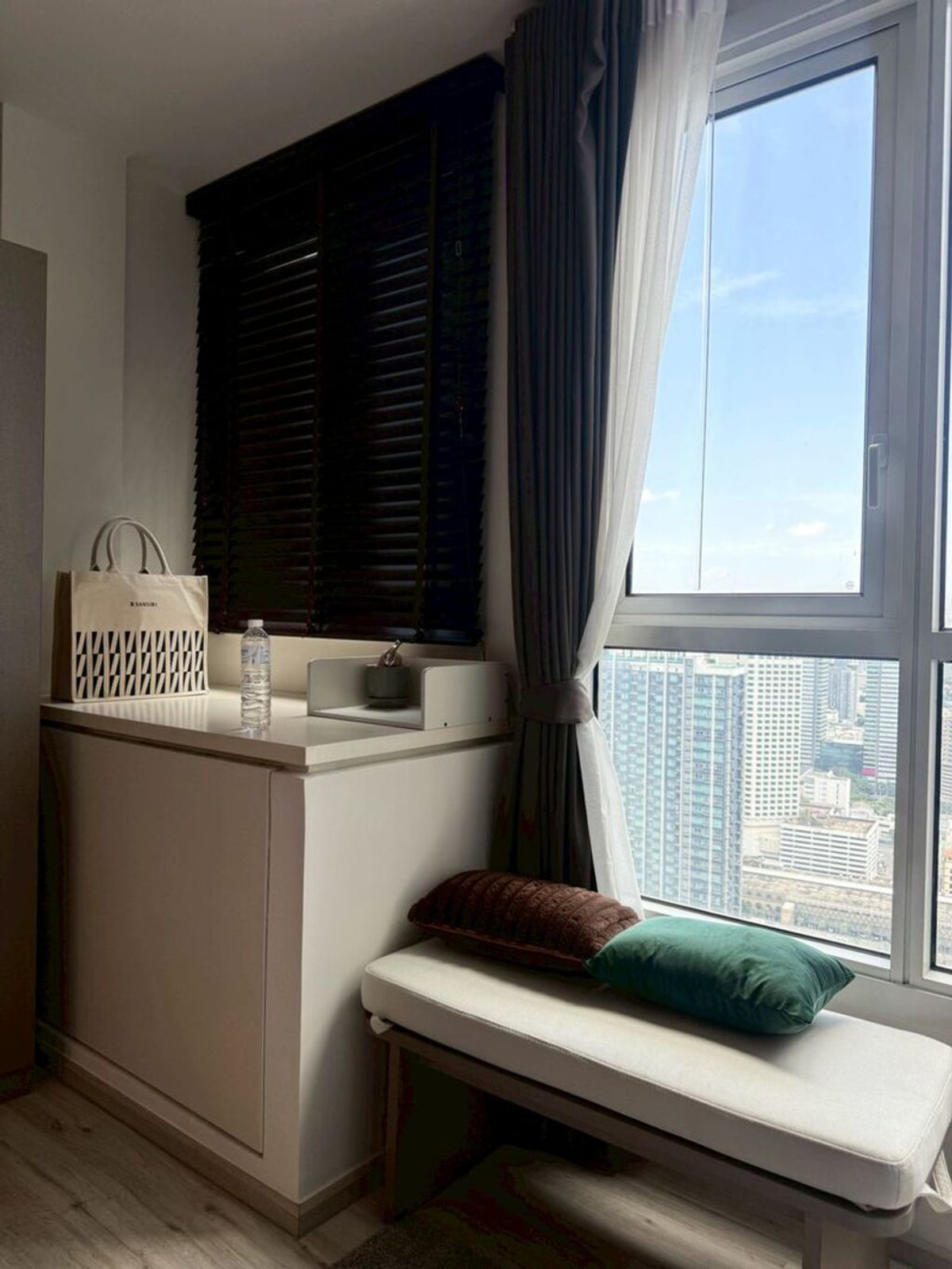 ขายคอนโดรัชดา ห้วยขวาง : ขาย เอ็กซ์ที ห้วยขวาง เลขที่ 298/1145