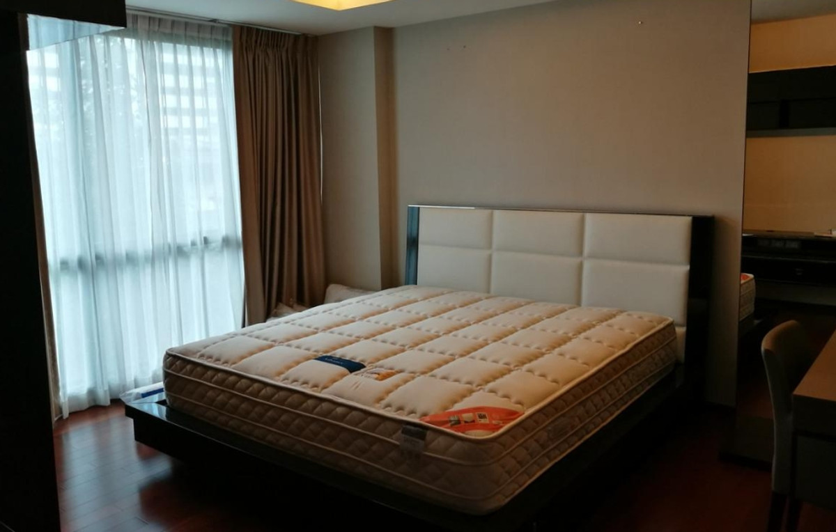 For SaleCondoSukhumvit, Asoke, Thonglor : The Address S.61 57 sq.m. 2B 2B Please add LINE ID @806qphgn o8415o548