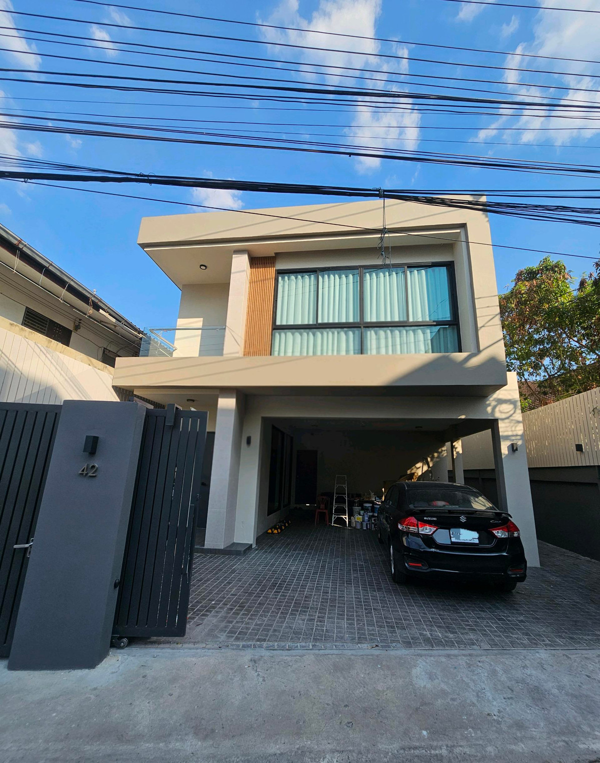 For RentHouseBangna, Bearing, Lasalle : Single house for rent, newly built. There is a backyard area. Can raise animals, can register a company