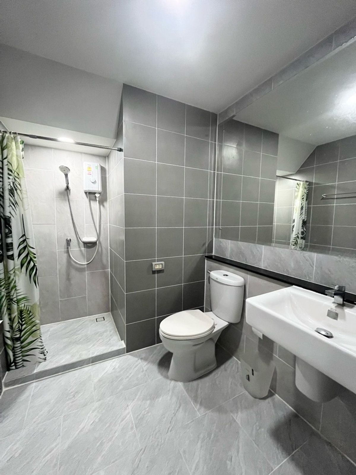 For SaleTownhomeBangna, Bearing, Lasalle : 2-story townhome for sale